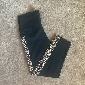 Zyia Capri Leggings